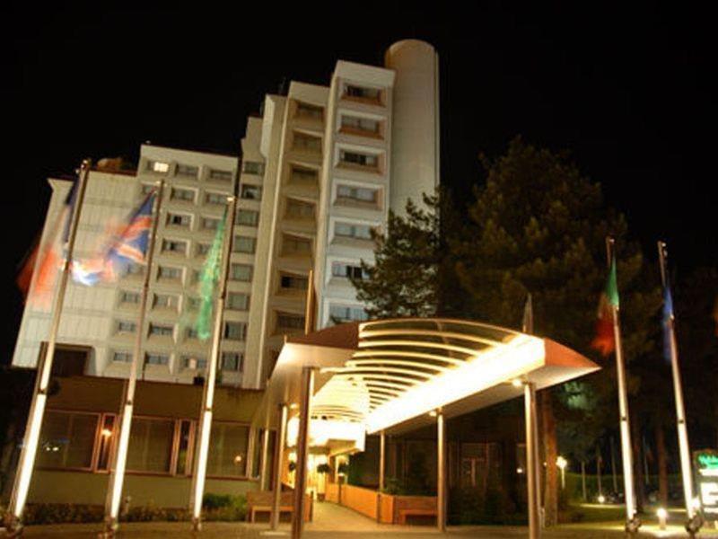 Belstay Milano Assago Exterior photo